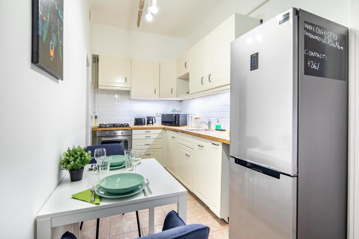 Convenient Apartment At Gastro Driven Location Budapešť Exteriér fotografie